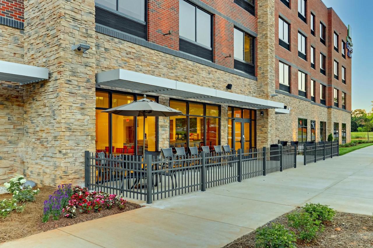 Holiday Inn Express & Suites - Winston - Salem Sw - Clemmons By Ihg Экстерьер фото